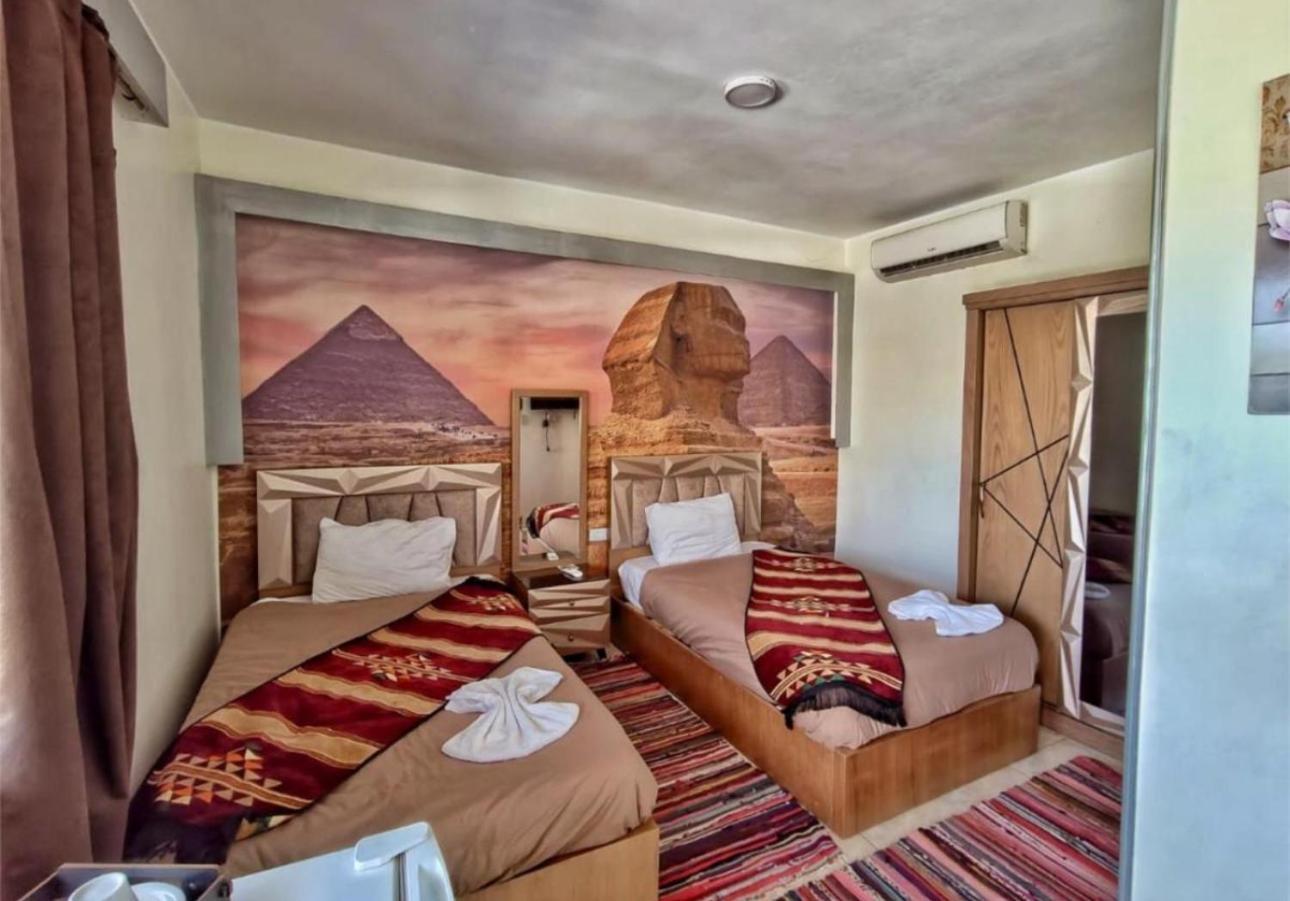 Hotel Nefertiti Pyramids View Káhira Exteriér fotografie